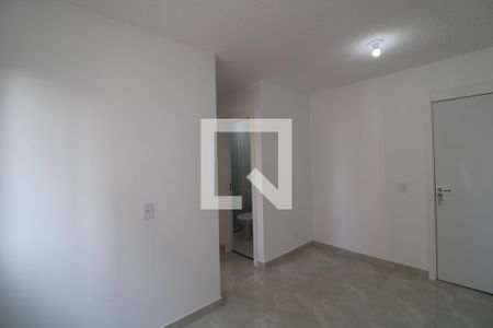 Sala de apartamento para alugar com 2 quartos, 35m² em Usina Piratininga, São Paulo