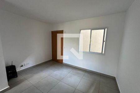 Sala de apartamento para alugar com 2 quartos, 50m² em (l-9), Ribeirão Preto