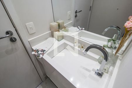 Apartamento à venda com 81m², 3 quartos e 1 vagaDetalhe do banheiro