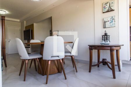 Apartamento à venda com 81m², 3 quartos e 1 vagaSala de Jantar