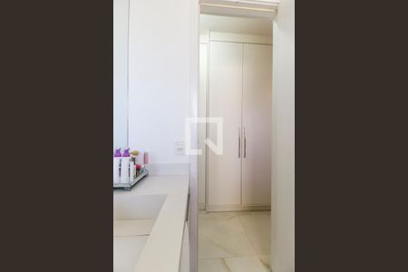 Apartamento à venda com 81m², 3 quartos e 1 vagaBanheiro da Suíte 1