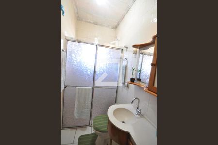 Casa à venda com 117m², 3 quartos e 2 vagasBanheiro Social