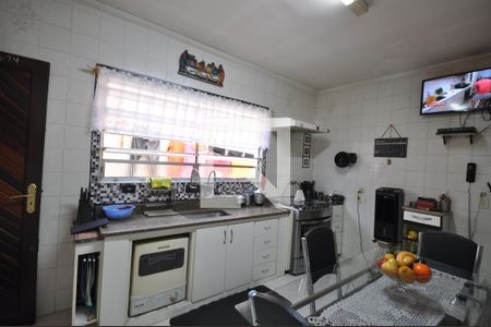 Casa à venda com 117m², 3 quartos e 2 vagasCozinha