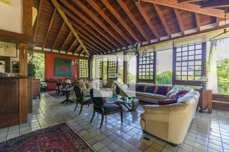 Casa de condomínio para alugar com 400m², 4 quartos e 2 vagas Casa de condomínio para alugar com 400m², 4 quartos e 2 vagasSala