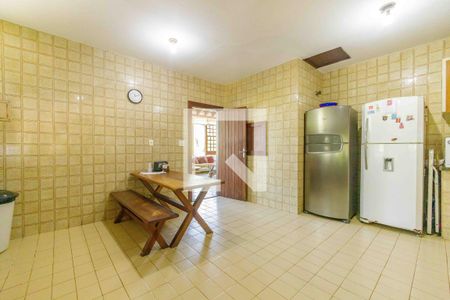Casa de condomínio para alugar com 400m², 4 quartos e 2 vagas Casa de condomínio para alugar com 400m², 4 quartos e 2 vagasCozinha