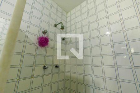 Casa de condomínio para alugar com 400m², 4 quartos e 2 vagas Casa de condomínio para alugar com 400m², 4 quartos e 2 vagasBanheiro da Suíte 2