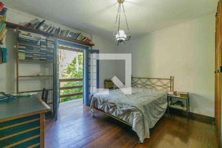 Casa de condomínio para alugar com 400m², 4 quartos e 2 vagas Casa de condomínio para alugar com 400m², 4 quartos e 2 vagasSuíte 3