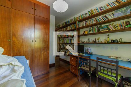 Casa de condomínio para alugar com 400m², 4 quartos e 2 vagas Casa de condomínio para alugar com 400m², 4 quartos e 2 vagasSuíte 4