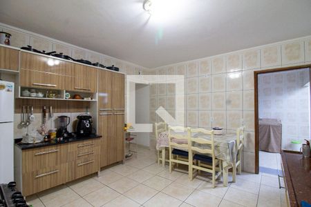 Casa para alugar com 250m², 3 quartos e 2 vagasCozinha