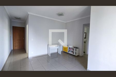 Sala de apartamento para alugar com 3 quartos, 71m² em Vila Guarani, Jundiaí