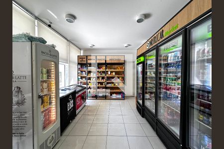 Apartamento à venda com 58m², 1 quarto e 1 vagaMercadinho