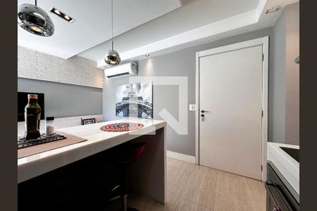 Apartamento à venda com 58m², 1 quarto e 1 vagaSala//Cozinha