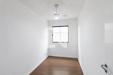 Quarto 1 de apartamento para alugar com 2 quartos, 53m² em Parque da Fonte, São José dos Pinhais