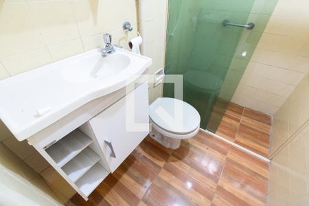 Casa para alugar com 42m², 1 quarto e 1 vaga Casa para alugar com 42m², 1 quarto e 1 vagaBanheiro
