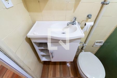 Casa para alugar com 42m², 1 quarto e 1 vaga Casa para alugar com 42m², 1 quarto e 1 vagaBanheiro