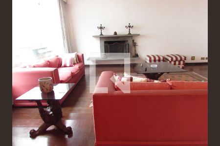 Sala de casa à venda com 4 quartos, 450m² em Vila Tramontano, São Paulo