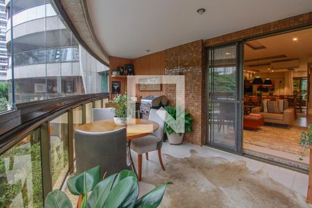 Varanda de apartamento para alugar com 3 quartos, 149m² em Barra da Tijuca, Rio de Janeiro