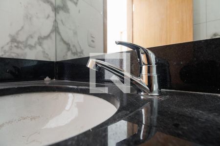 Apartamento para alugar com 38m², 2 quartos e sem vagaBanheiro 