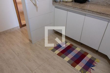 Casa à venda com 180m², 2 quartos e 4 vagas Casa à venda com 180m², 2 quartos e 4 vagasCOZINHA