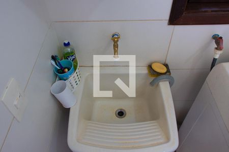 Casa à venda com 180m², 2 quartos e 4 vagas Casa à venda com 180m², 2 quartos e 4 vagasÁREA DE SERVIÇO