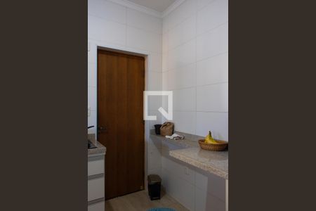 Casa à venda com 180m², 2 quartos e 4 vagas Casa à venda com 180m², 2 quartos e 4 vagasCOZINHA
