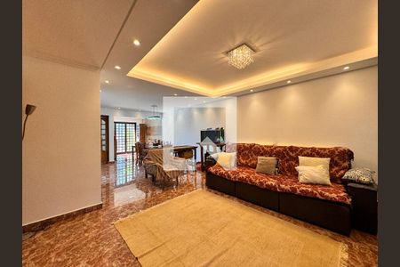 Sala de casa para alugar com 4 quartos, 260m² em Campestre, Santo André