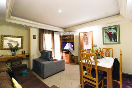 Sala de apartamento à venda com 3 quartos, 75m² em Vila Azevedo, São Paulo