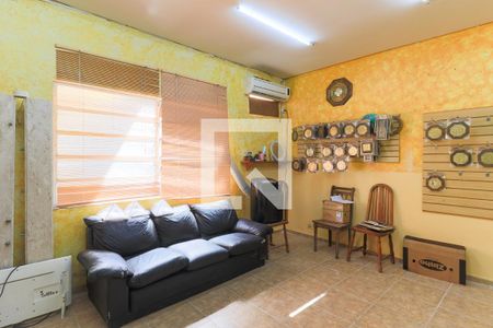 Casa à venda com 487m², 3 quartos e 2 vagasEdícula