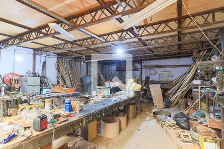 Casa à venda com 487m², 3 quartos e 2 vagasOficina