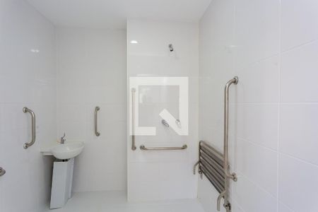 Apartamento para alugar com 42m², 2 quartos e sem vaga Apartamento para alugar com 42m², 2 quartos e sem vagaBanheiro