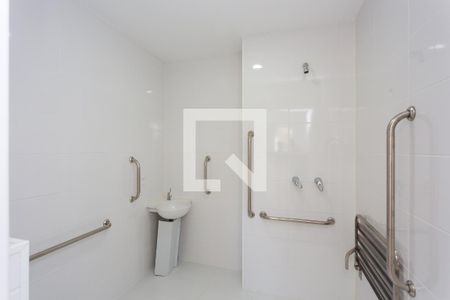Apartamento para alugar com 42m², 2 quartos e sem vaga Apartamento para alugar com 42m², 2 quartos e sem vagaBanheiro