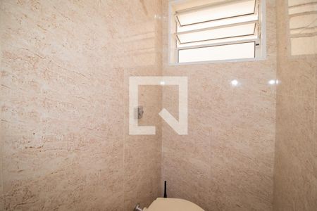 Casa à venda com 396m², 4 quartos e 4 vagasLavabo