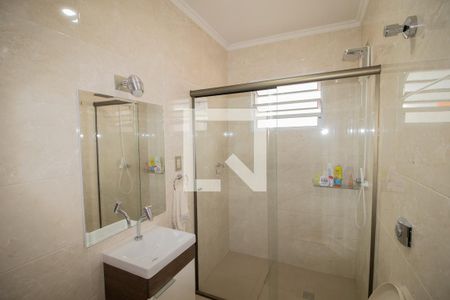 Casa à venda com 396m², 4 quartos e 4 vagasBanheiro 2