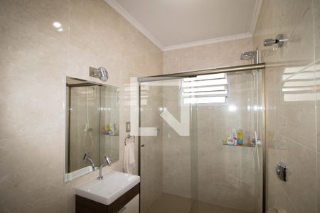 Casa à venda com 396m², 4 quartos e 4 vagasBanheiro 2