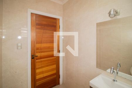 Casa à venda com 396m², 4 quartos e 4 vagasBanheiro 2