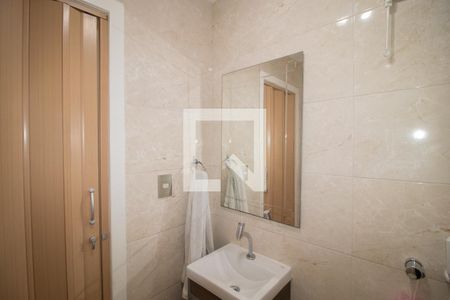 Casa à venda com 396m², 4 quartos e 4 vagasBanheiro Área de Serviço