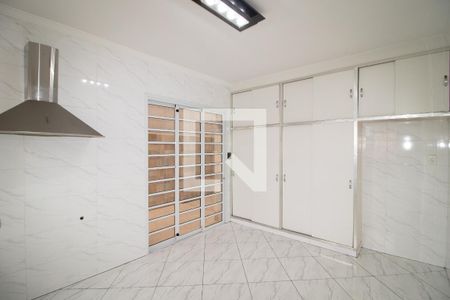 Casa à venda com 396m², 4 quartos e 4 vagasCozinha