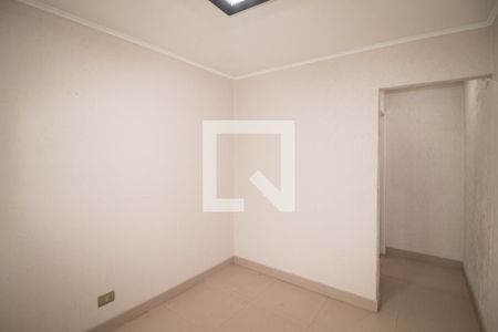 Casa à venda com 396m², 4 quartos e 4 vagasQuarto Área de Serviço