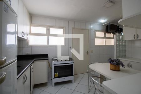 Apartamento para alugar com 70m², 2 quartos e 1 vagaCozinha