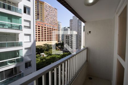 Apartamento para alugar com 80m², 2 quartos e 1 vagaVaranda