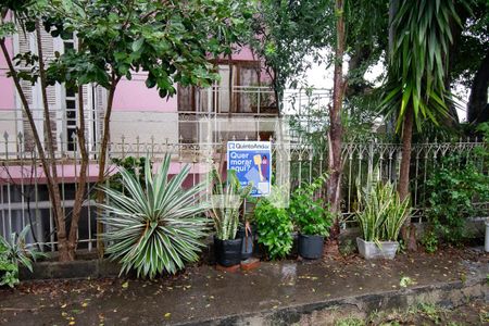 Casa à venda com 70m², 1 quarto e 1 vaga Casa à venda com 70m², 1 quarto e 1 vagavista de fora