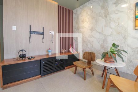 Sala de apartamento à venda com 1 quarto, 85m² em Vila Itapura, Campinas