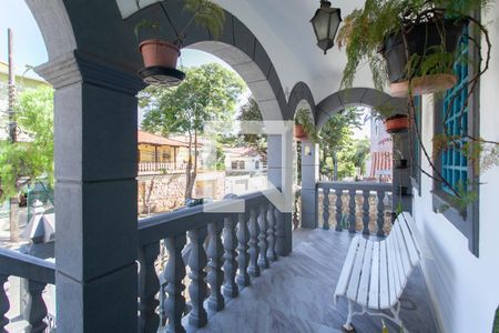 Casa à venda com 447m², 3 quartos e 11 vagasVaranda de entrada