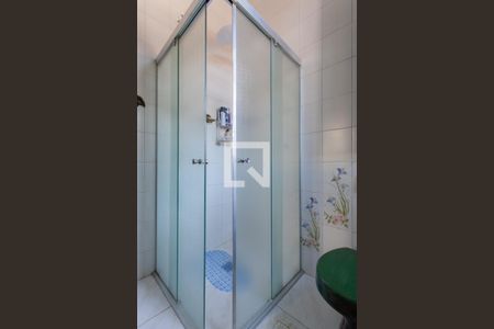 Casa à venda com 447m², 3 quartos e 11 vagasBanheiro da Suíte 1