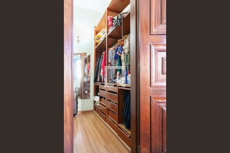 Casa à venda com 447m², 3 quartos e 11 vagasCloset da Suíte 1