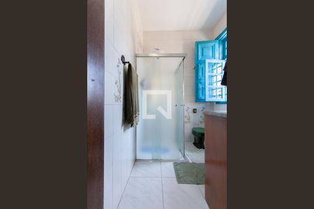 Casa à venda com 447m², 3 quartos e 11 vagasBanheiro da Suíte 1