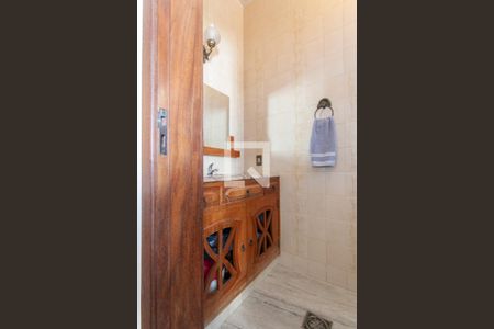 Casa à venda com 447m², 3 quartos e 11 vagasBanheiro da Suíte 3