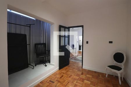 Quarto 1 de casa para alugar com 3 quartos, 145m² em Pinheiros, São Paulo