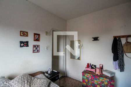 Casa à venda com 230m², 4 quartos e 2 vagasQuarto