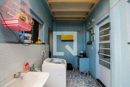 Casa à venda com 230m², 4 quartos e 2 vagasLavanderia 